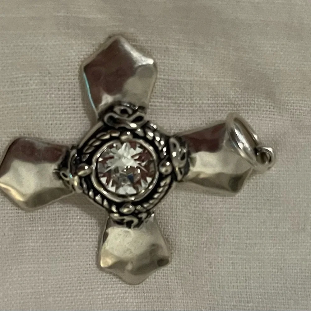 Charm - Picture 1 of 1